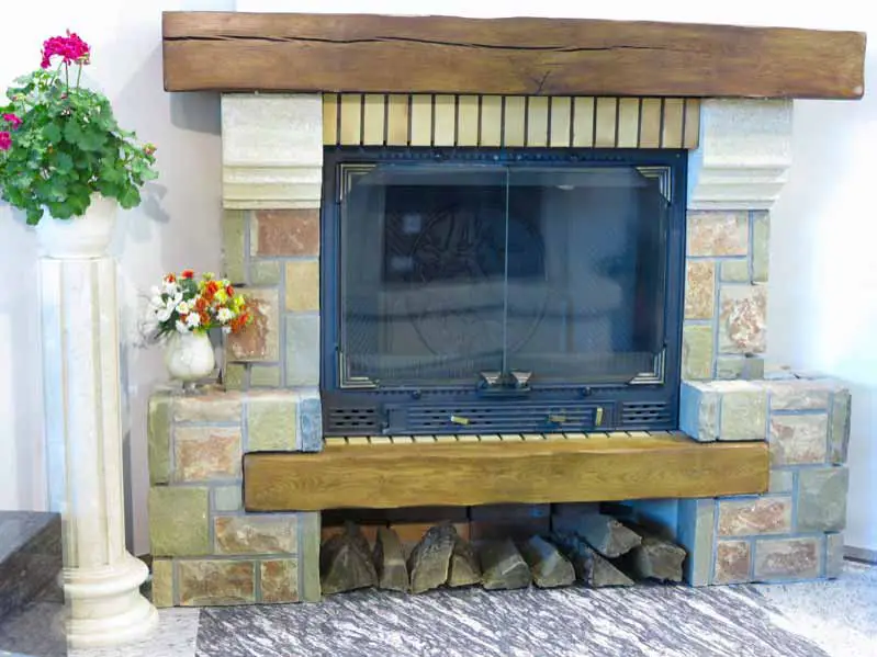 Fireplace with cover